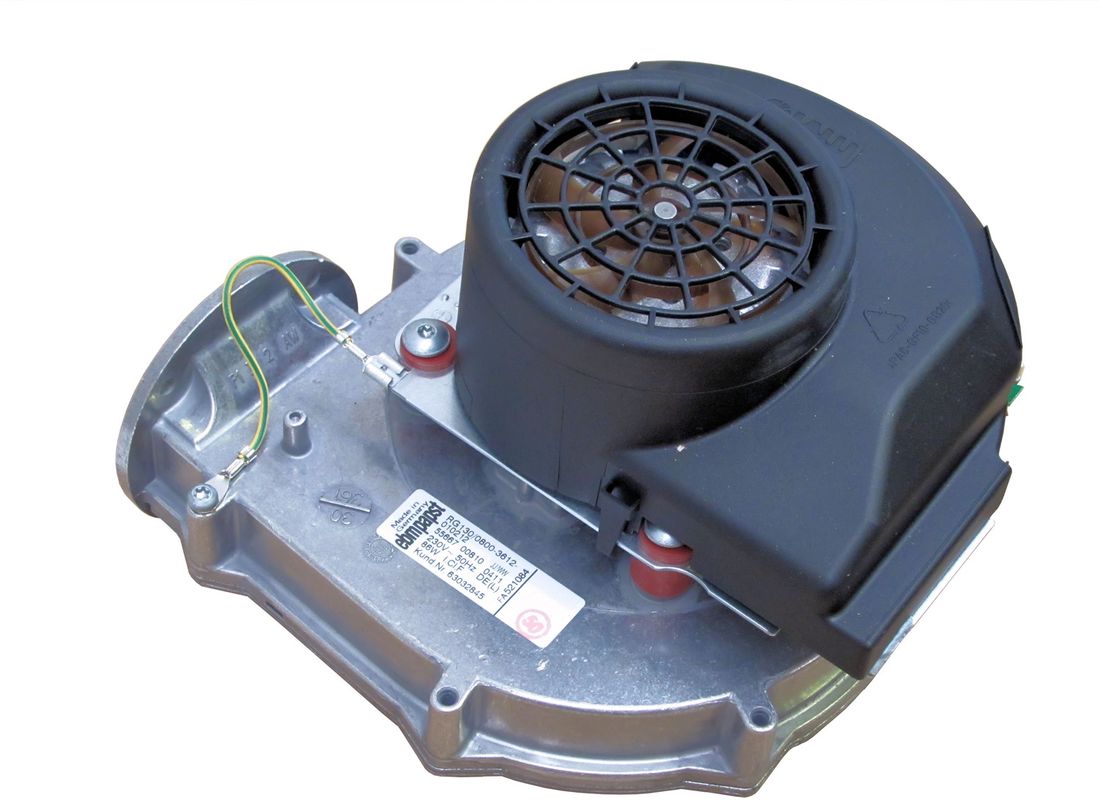 Bosch / Junkers Verbrennungsluftgeblaese RG130 V4 everp Bild 1