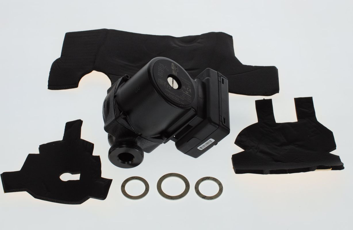 Bosch / Junkers Pumpe, mit Isolierung Bild 1