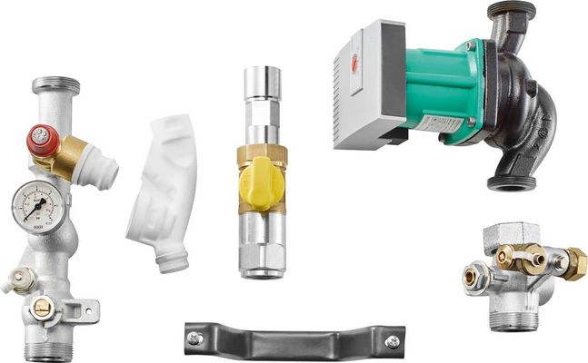 Bosch / Junkers Zubehör Pumpenanschlussgruppe inklusive Hocheff.-pumpe, für GC7000 WP 150 Bild 2