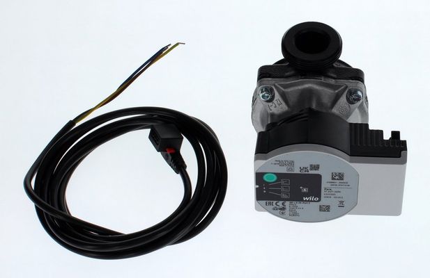 Bosch / Junkers Pumpe PARA 25-130 Bild 2