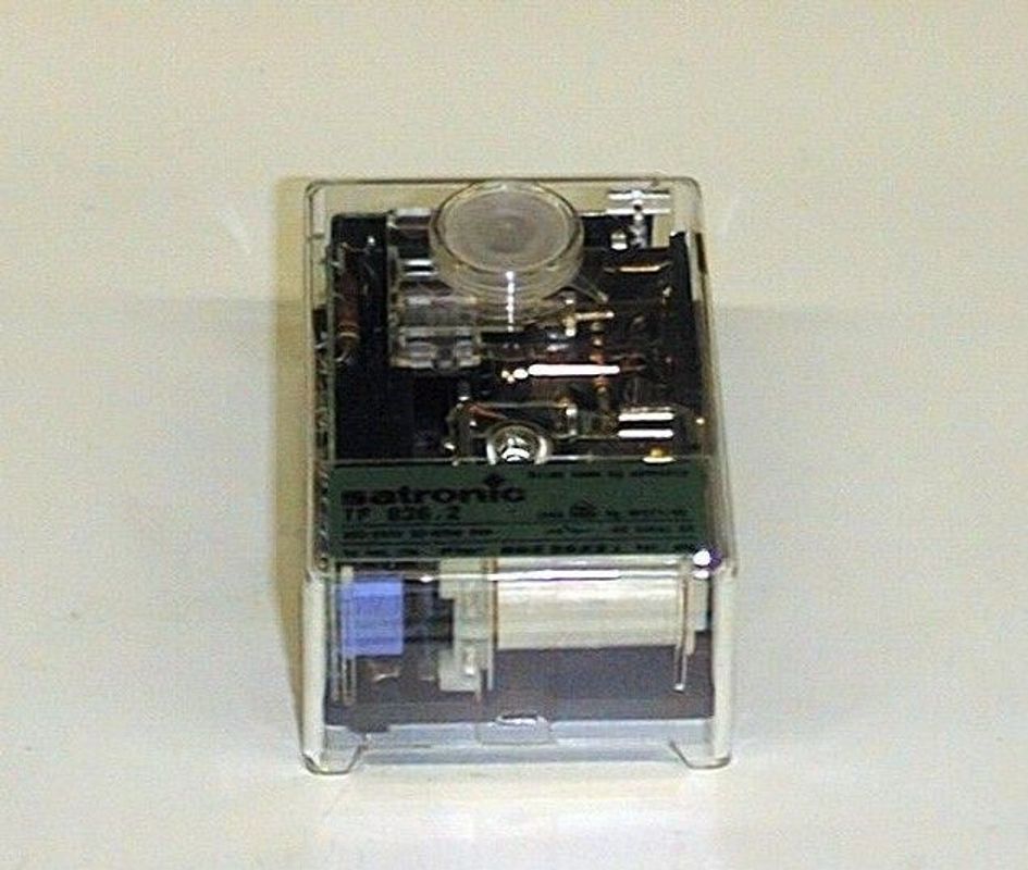 Brötje Ölfeuerungsautomat TF 836, für O-300 1Z / 2Z Bild 1
