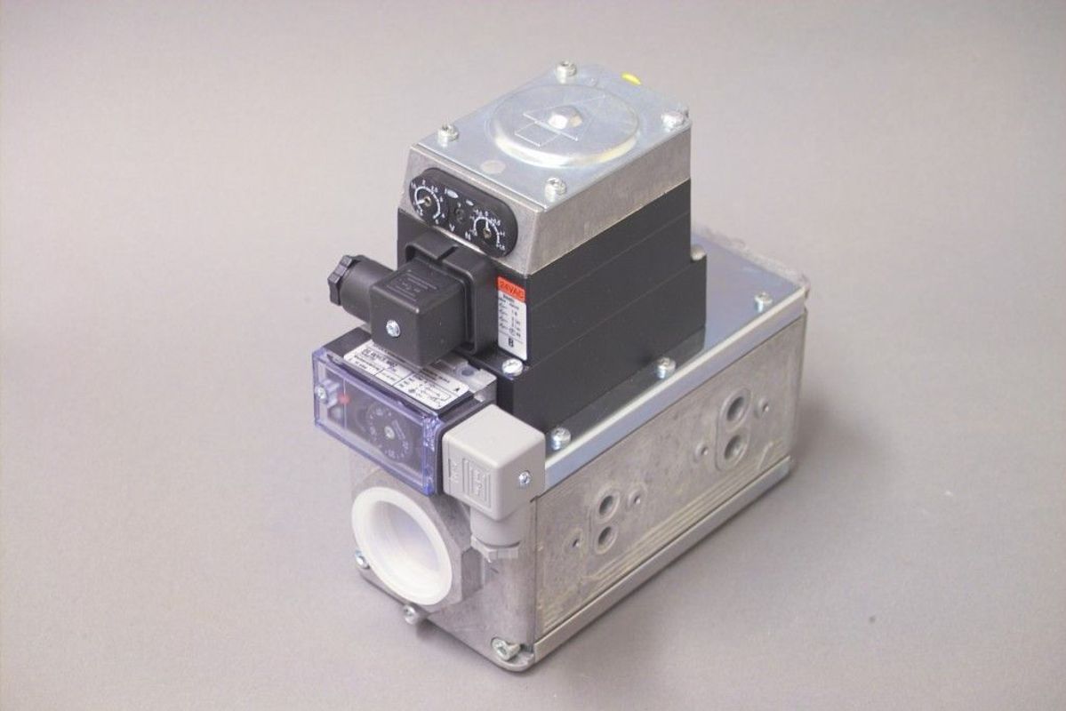 Brötje Gasregelventil SGB 250 Bild 1
