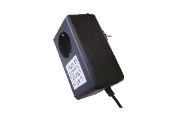 Conti + Doppelsteckernetzgeraet 230VAC -> 6 VDC Bild 2