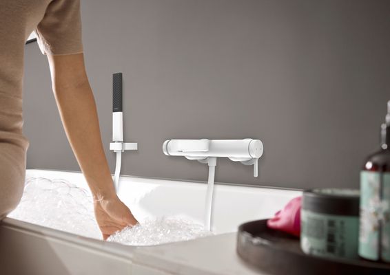 Hansgrohe Wannenmischer Aufputz Finoris matt, Farbe weiß Bild 3