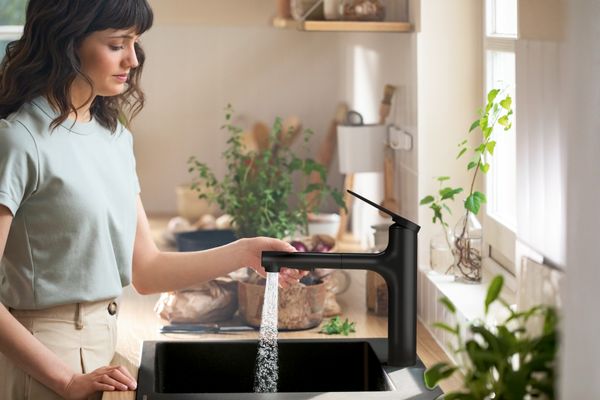 Hansgrohe Spültischmischer 160 Zesis M33 Ausziehbrause 2jet sBox lite matt, Farbe schwarz Bild 5