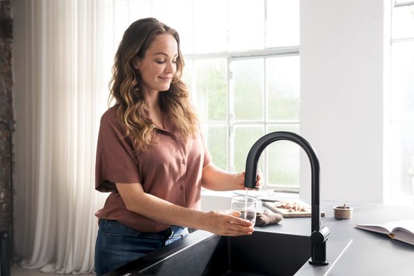 Hansgrohe FilterSystem 210 Aqittura M91 Ausziehausl.1jet mattschwarz Bild 18