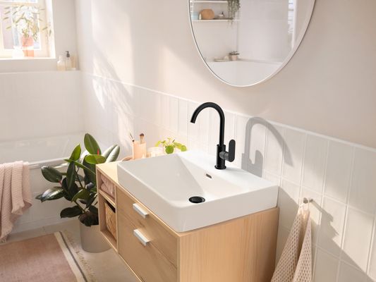 Hansgrohe S Einhebel-Waschtischmischer 210 mit Ablaufgarnitur, schwenkbar, matt schw, Farbe schwarz Bild 6