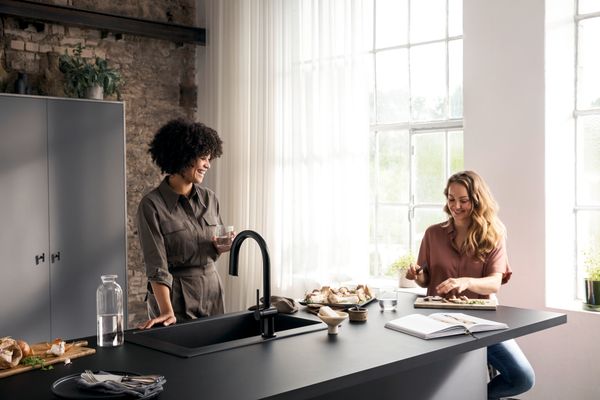 Hansgrohe FilterSystem 210 Aqittura M91 Ausziehausl.1jet mattschwarz Bild 22