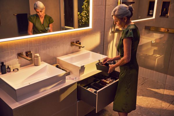 Hansgrohe Konsole Xevolos E 1570 / 550 mm mit 2 Ausschnit.für WTge 600 / 480 mm SBma, 1570 x 550 mm Bild 19