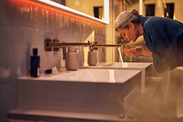 Hansgrohe Konsole Xevolos E 1570 / 550 mm mit 2 Ausschnit.für WTge 600 / 480 mm SBma, 1570 x 550 mm Bild 10