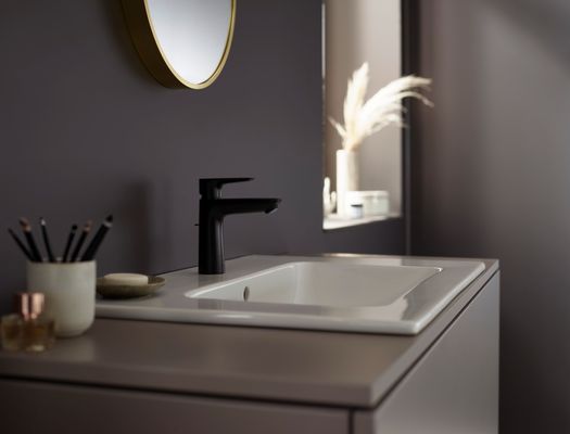 Hansgrohe Einhebel-Waschtischmischer 110, CoolStart, mit Ablaufgarnitur, Ausladung 112 mm, schwar, Farbe schwarz Bild 9