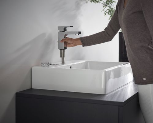 Hansgrohe Waschtischmischer 100 Vernis Shape Metall Ablauf, Farbe chrom Bild 6