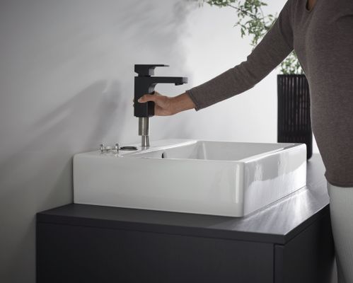 Hansgrohe Waschtischmischer 100 Vernis Shape matt, Farbe schwarz Bild 5
