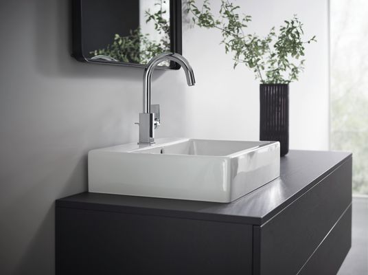 Hansgrohe Waschtischmischer 210 Vernis Shape Schwenkauslauf, Farbe chrom Bild 3