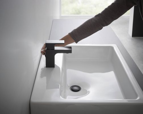 Hansgrohe Waschtischmischer 70 Vernis Shape matt, Farbe schwarz Bild 4