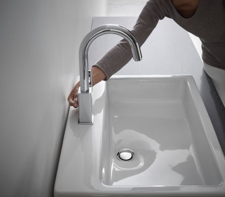 Hansgrohe Waschtischmischer 210 Vernis Shape Schwenkauslauf, Farbe chrom Bild 4