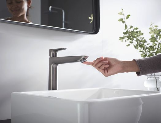 Hansgrohe Waschtischmischer 240 Talis E BBC, ohne Ablaufgarnitur, Farbe black chrome Bild 7