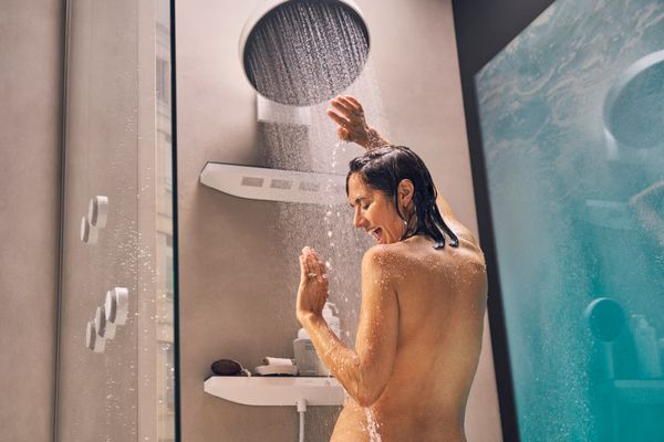 Hansgrohe Schulterbrause Rainfinity 500 1jet und Ablage mattweiss, 81 x 79 mm, Farbe weiß Bild 7