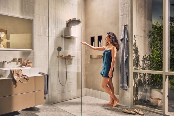 Hansgrohe Handbrause Rainfinity 130 3jet EcoSmart 9 l/min BBR, 130 mm, Farbe bronze Bild 5