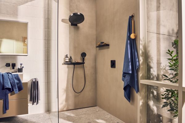 Hansgrohe Handbrause Rainfinity 130 3jet Ø, 3-Strahl, matt, 130 mm, Farbe schwarz Bild 25