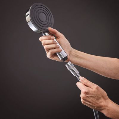 Hansgrohe Brauseschlauch Isiflex 160 cm, mit Volumenkontrolle, verchromt, Farbe chrom Bild 2