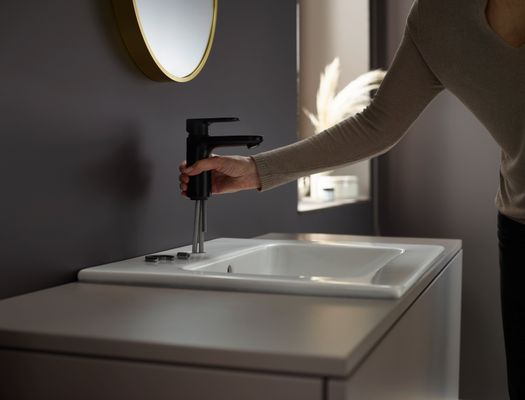 Hansgrohe Einhebel-Waschtischmischer 100, mit Ablaufgarnitur, Farbe schwarz Bild 17