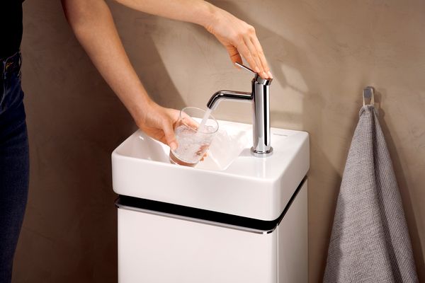 Hansgrohe Handbwaschbecken Xelu Q 360 x 250 mm mit Abl.re.mit Hahn./ohne Überl.SmartClean weiss, 115 x 250 mm, Farbe weiß Bild 6