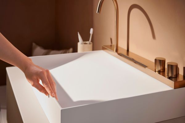 Hansgrohe Konsole Xevolos E 980 / 550 mm mit Ausschnit.mi.für WTge 600 / 480 mm SBma, 980 x 550 mm Bild 3