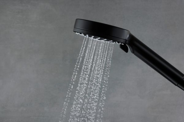 Hansgrohe Showerpipe 240 1jet Vernis Shape matt, mit Wannenthermostat, 1524 x 276 x 547 mm, Farbe schwarz Bild 13