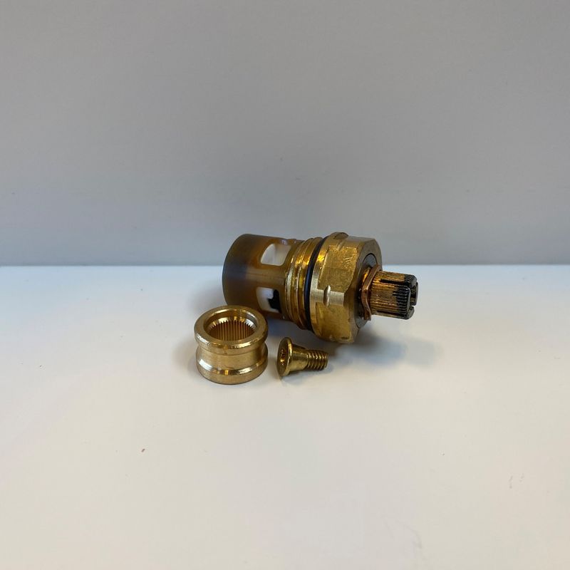 Ideal Standard Oberteil und Übergang 1/2", Borma, Farbe rot Bild 1