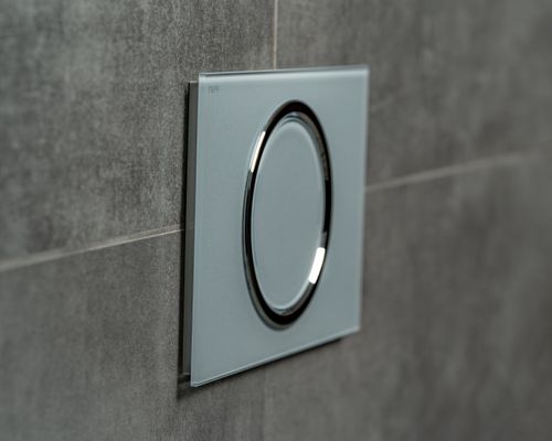 Pauli + Menden WC-Betätigungsplatte MEPA Zero 2-M Glas Silber Fliesenbündig, 157 x 230 mm, Farbe silber Bild 4